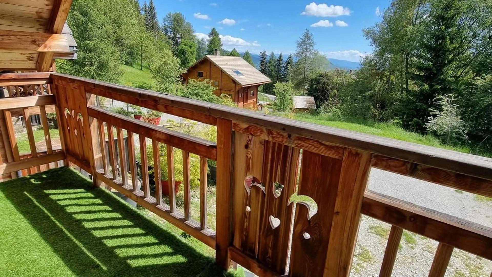 Chalet 6 Pers Avec Spa, Terrasse Plein Sud A Saint-Michel-De-Chaillol - Fr-1-393-22 0*,
