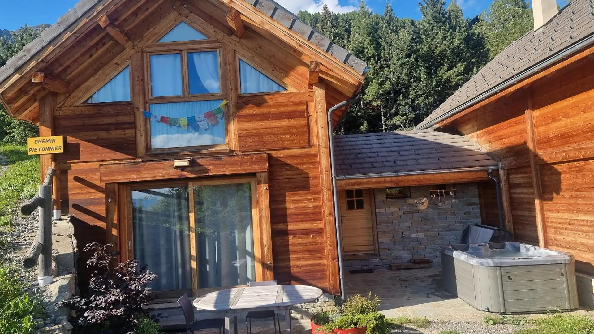 הוילה Chalet 6 Pers Avec Spa, Terrasse Plein Sud A Saint-Michel-De-Chaillol - Fr-1-393-22