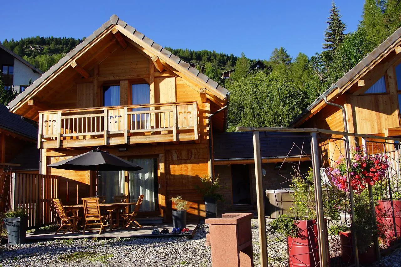 Chalet 6 Pers Avec Spa, Terrasse Plein Sud A Saint-Michel-De-Chaillol - Fr-1-393-22