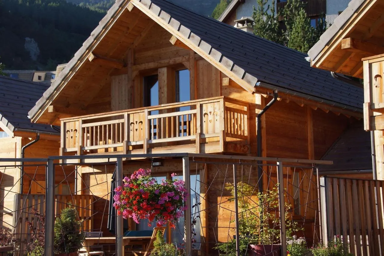 Chalet 6 Pers Avec Spa, Terrasse Plein Sud A Saint-Michel-De-Chaillol - Fr-1-393-22